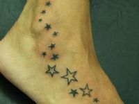 Pie-estrellas-stars-tattoo-tatuaje-amor-de-madre-zamora