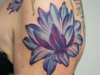 Flor-flower-color-colortattoo-brazo-arm-tattoo-tatuaje-amor-de-madre-zamora