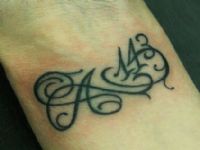 inicial-letra-letter-tattoo-tatuaje-amor-de-madre-zamora-numero-number-143