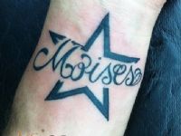 Moises-nombre-name-estrella-star-tattoo-tatuaje-amor-de-madre-zamora